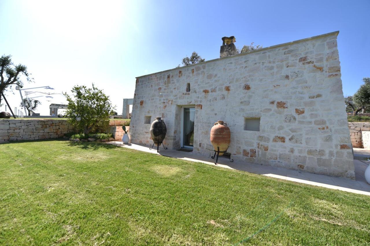 Tenuta Lamia Degli Ulivi - Ostuni Puglia - Ancient Lamia And Modern Villa Kültér fotó